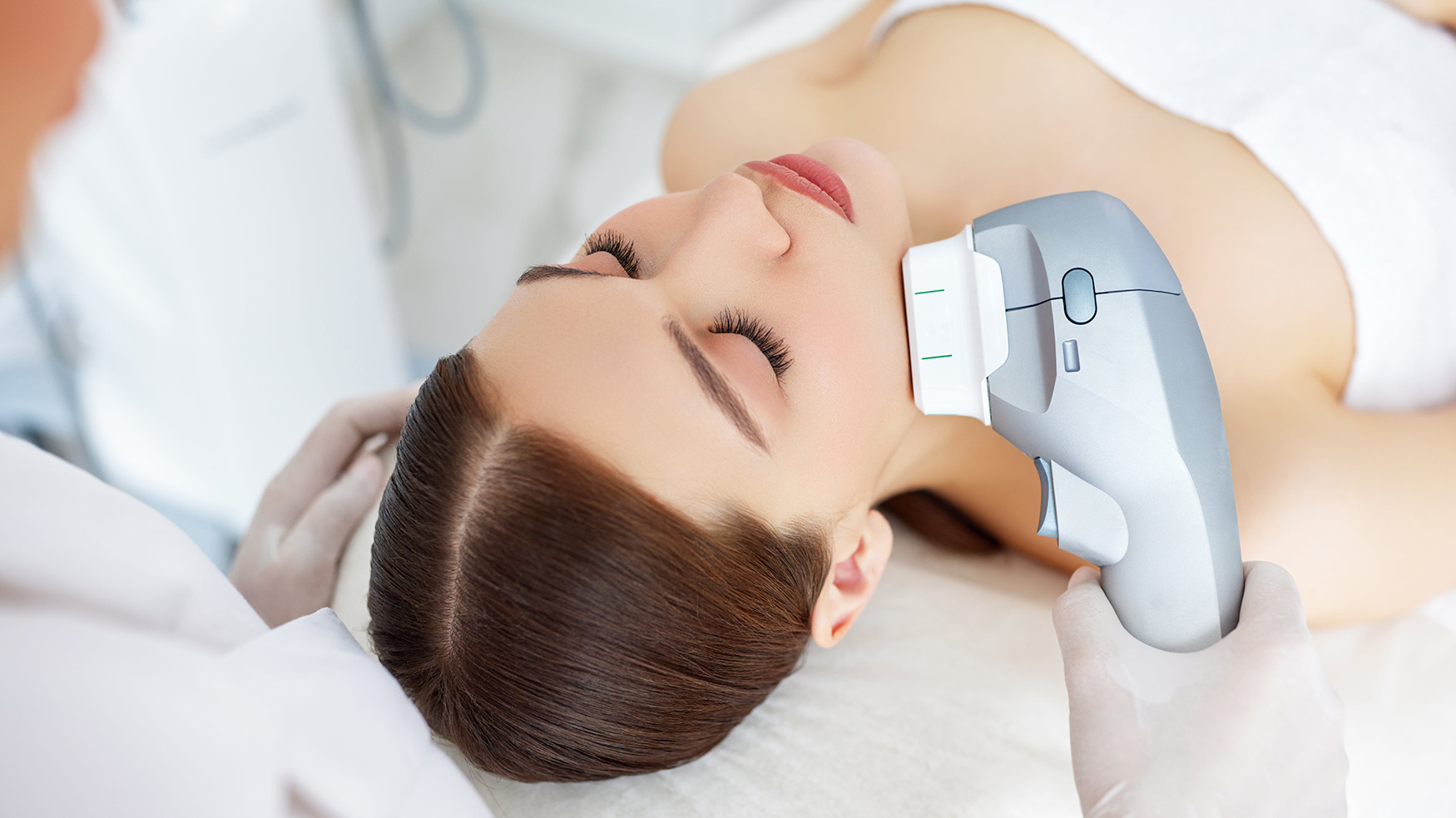 Tratamiento HIFU facial en Clínica Nea